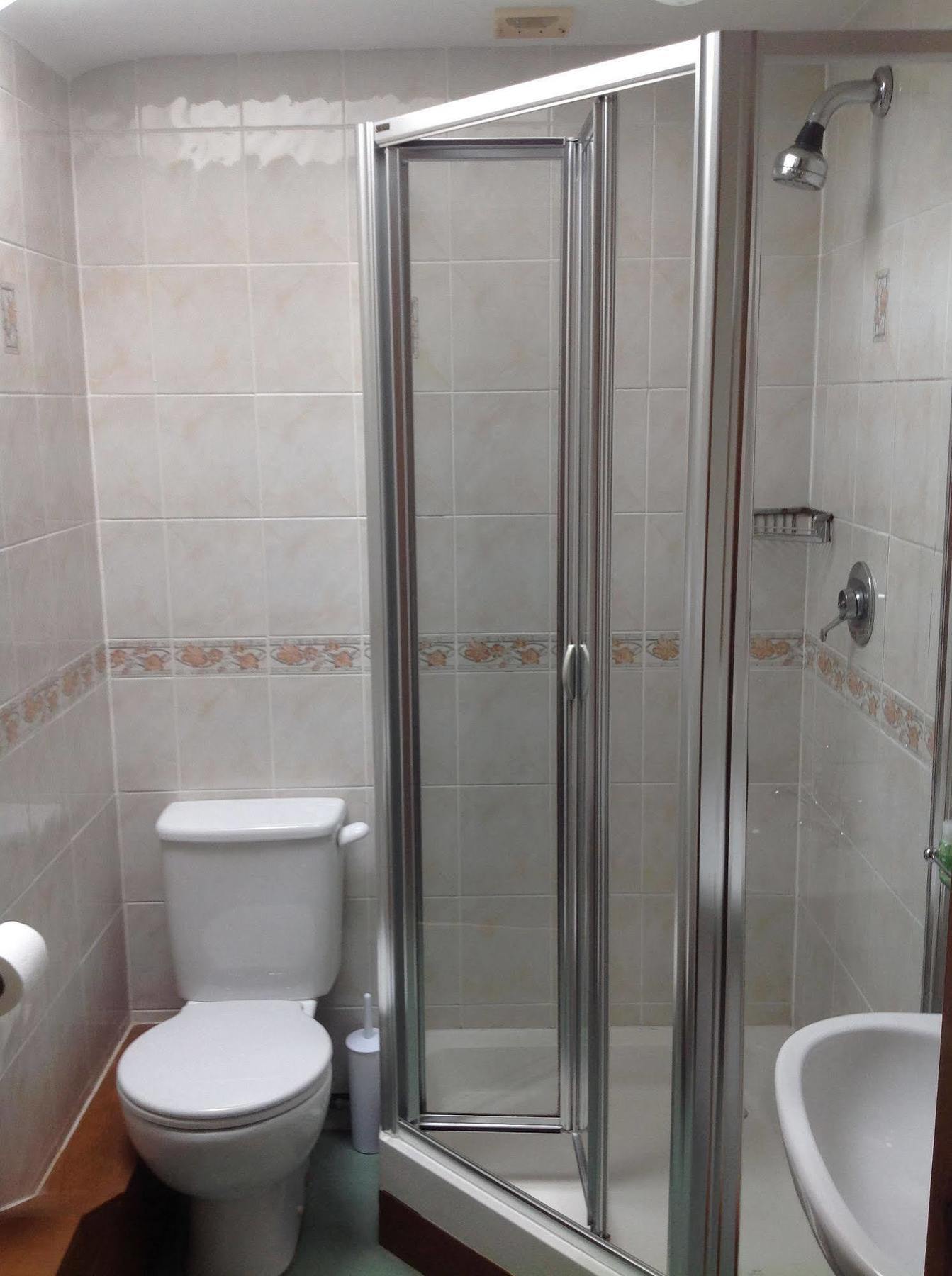 The Glan Yr Afon Inn Холиуэлл Экстерьер фото